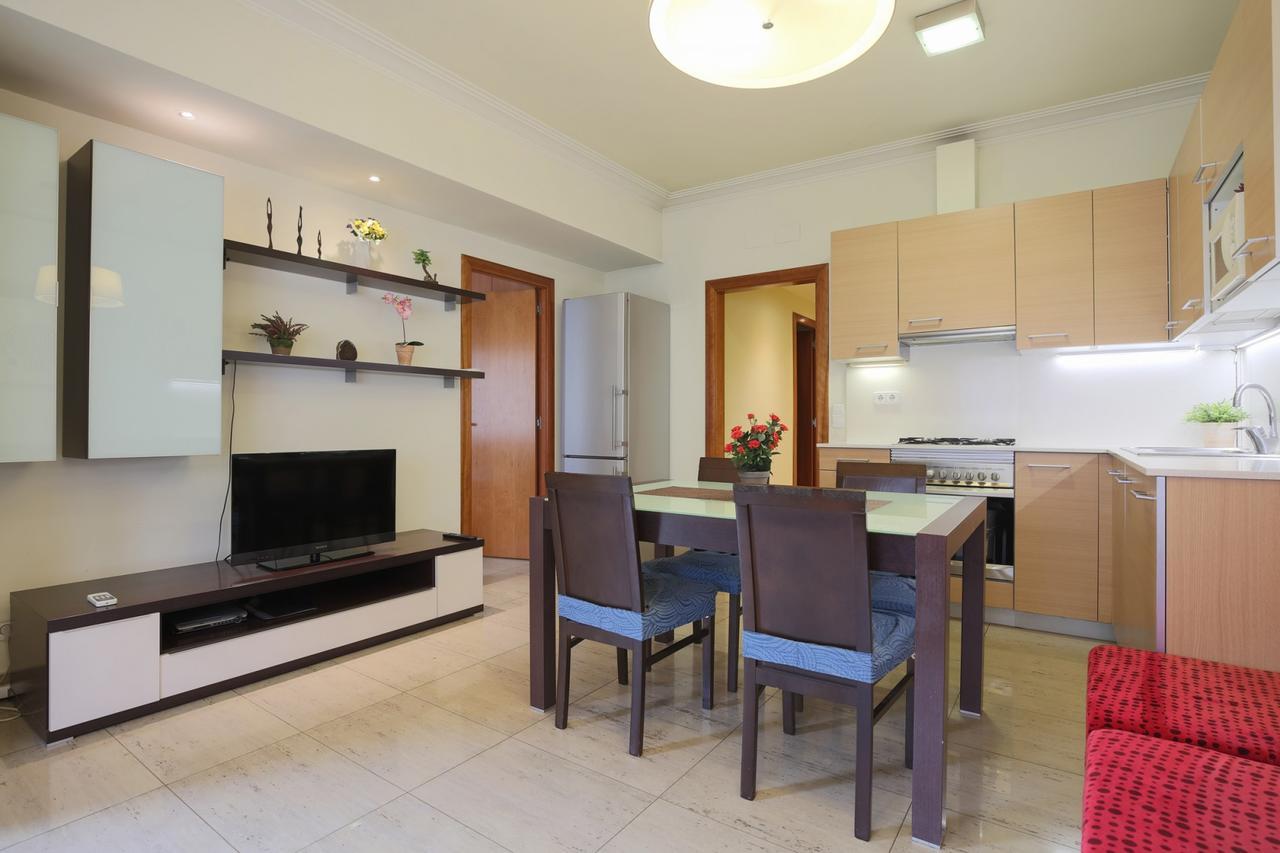 Aparteasy - Family Apartment Sant Antoni — Photos 1